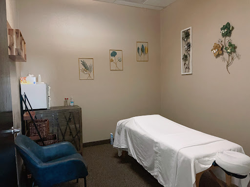 D Best Massage & Head Spa - Thumbnail