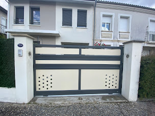 Photo n°21 de A.F.G Automatisme et Fermeture de la Gironde à Bruges (Fournisseur de fenêtres)