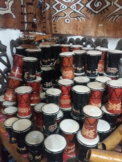 Photos of Toko Pin Manya Art Shop