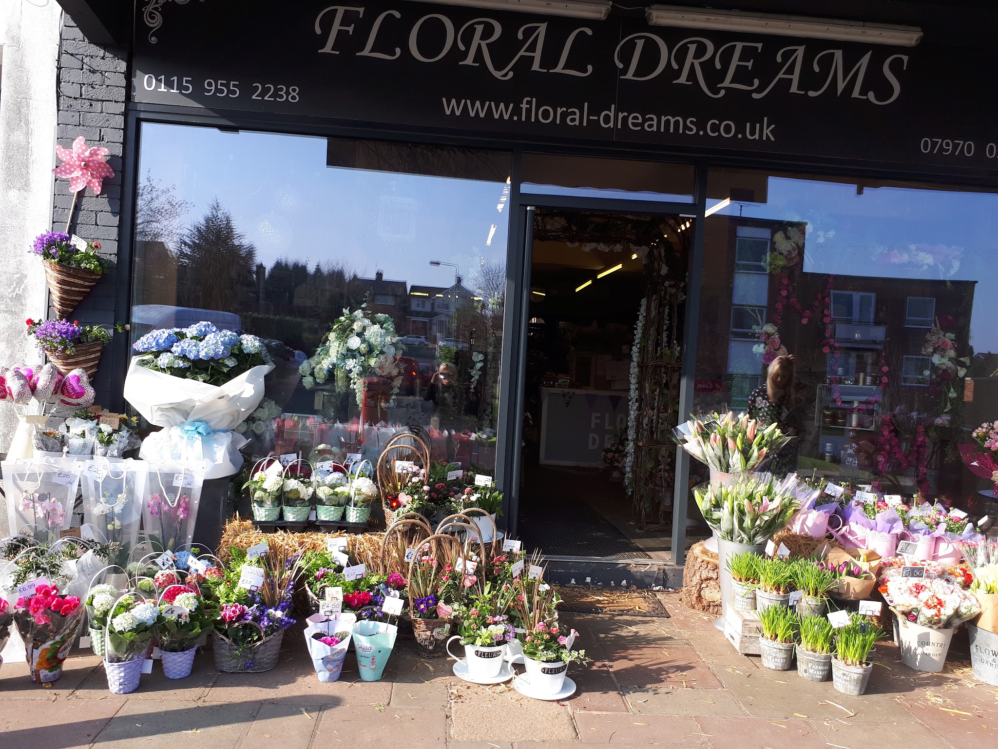 Floral Dreams - Florists - photo 1