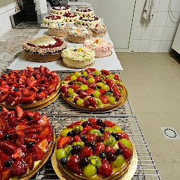 Photo n°9 de Sarl Boulangerie Claire à Fours (Boulangerie)