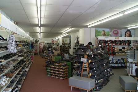 Schuhmode Hofbauer Marktpl. 25, 93462 Lam