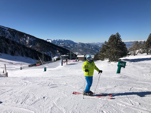 Ski School Genetix S.L. - Thumbnail