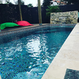 Photo n°25 de Aquilus Piscines et Spas La Rochelle à Périgny (Société de construction de piscine)