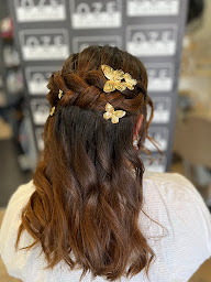 Photo n°8 de Oze Coiffure à Genlis (Salon de coiffure)