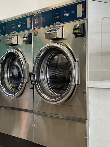 Mom's Laundromats Gallery - United States