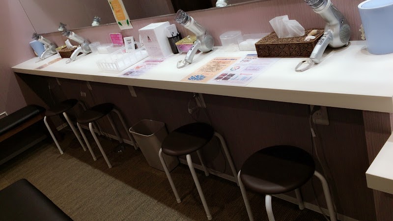 溶岩ホットヨガスタジオ アミーダ篠崎店