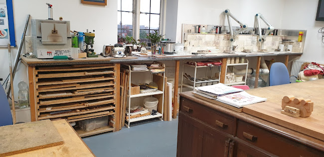 Comments and reviews of Simply Amazing Jewellery School