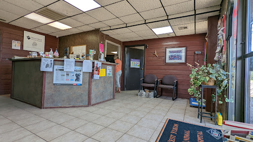 West Yukon Animal Hospital Gallery - United States