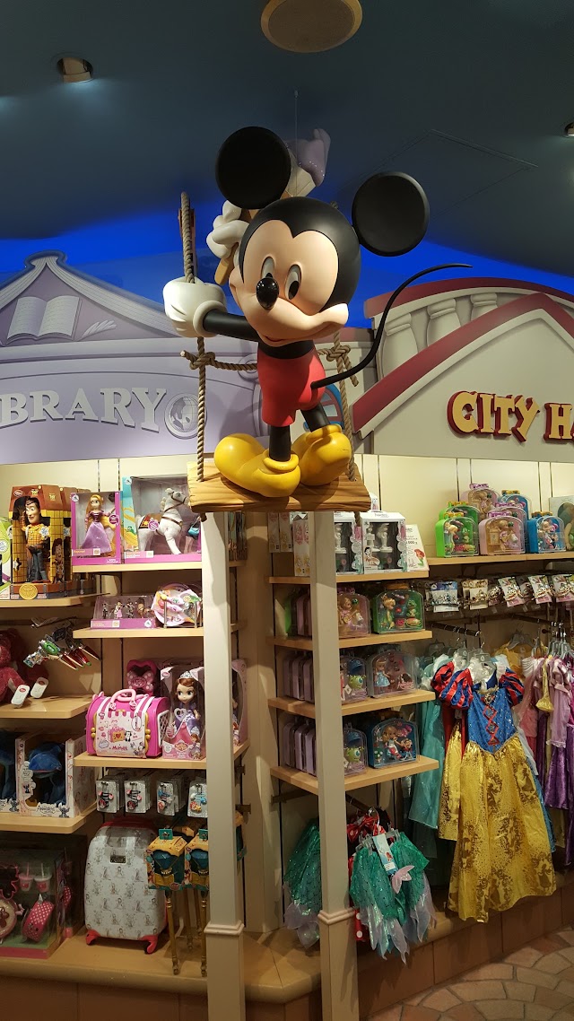 Disney Store Shinjuku Takashimaya store