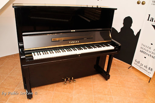 Venta, reparación y afinacion de pianos y armonios - la Tecla - Thumbnail