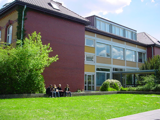 Feintechnikschule mit TG Schwenningen - Thumbnail