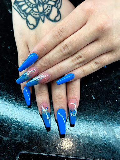Glamorous Nails & Lash - Thumbnail