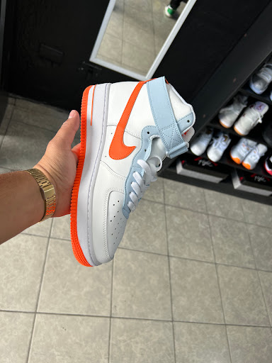 Tenis ThreeCaps - Thumbnail
