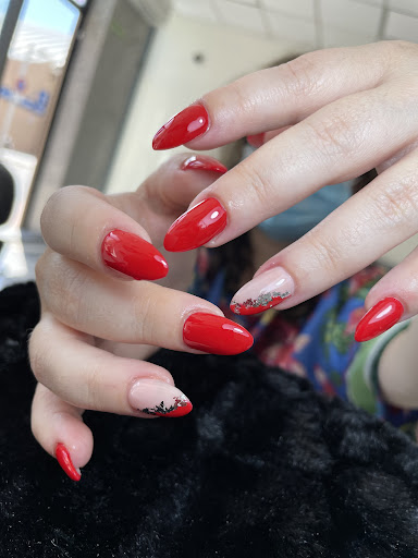 Kadosh Nails - Visual
