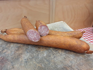 Photo n°2 de La Boucherie des Amoureux à Lhomme (Boucherie-charcuterie)