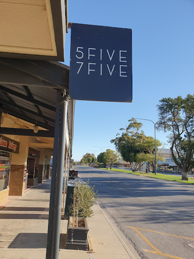 5FIVE7FIVE - Visual