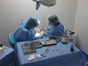 Photo n°2 de Dentiste la Défense - Dr Reich Cyril - Pôle Santé Westfield les 4 Temps à Puteaux (Dentiste)