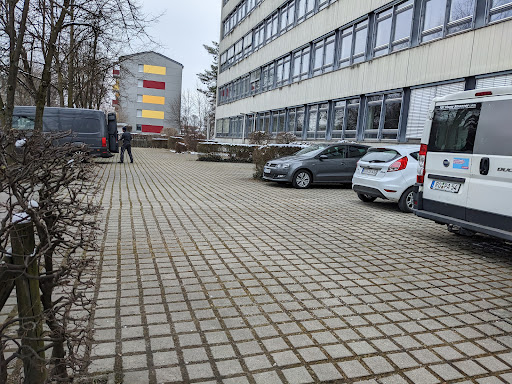 Parkplatz Besucher Hochschule