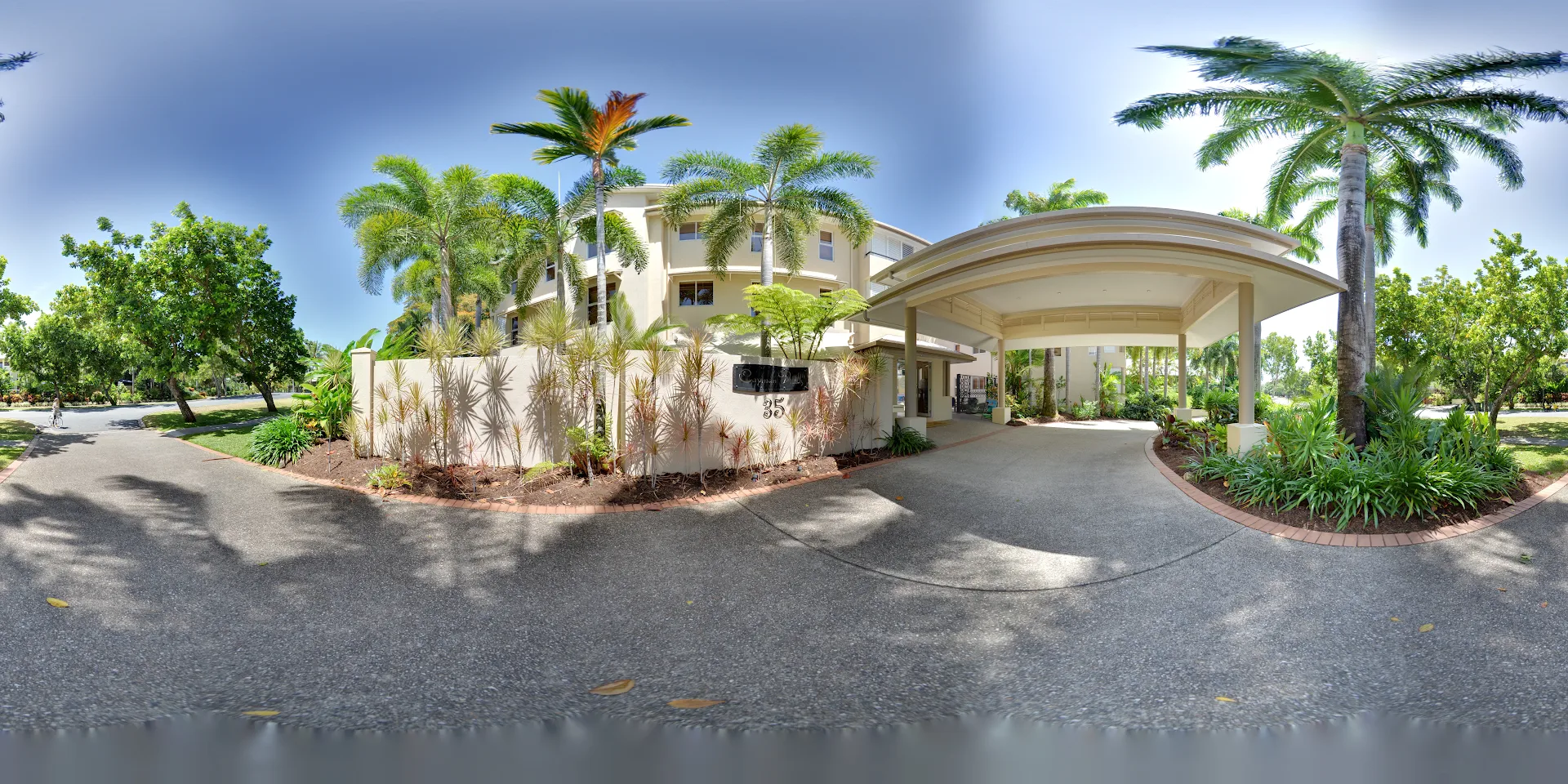 Cayman Villas Port Douglas
