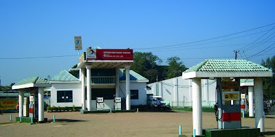 Photos of Captain Cox Filling Station