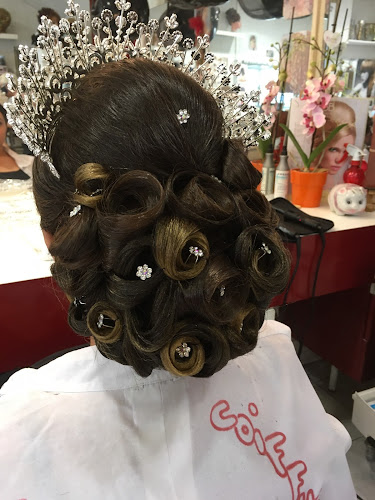 Heures d'ouverture de Annie France et Sylvie Coiffure