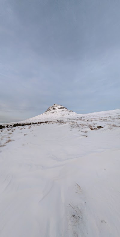 Photos of H&aacute;lsab&oacute;l Sumarh&uacute;s