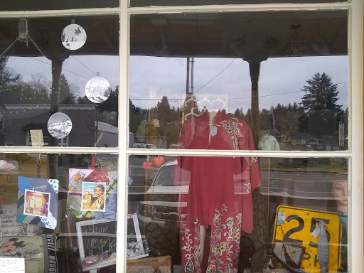 Trailside Vintage - Visual