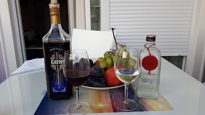 Photos of U.O. HOJA LERO i Apartmani Promajna