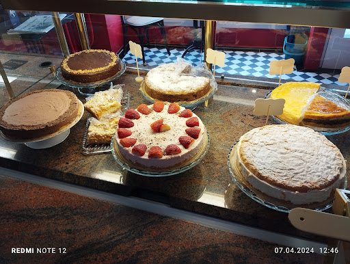 Brunnencafe - Visual