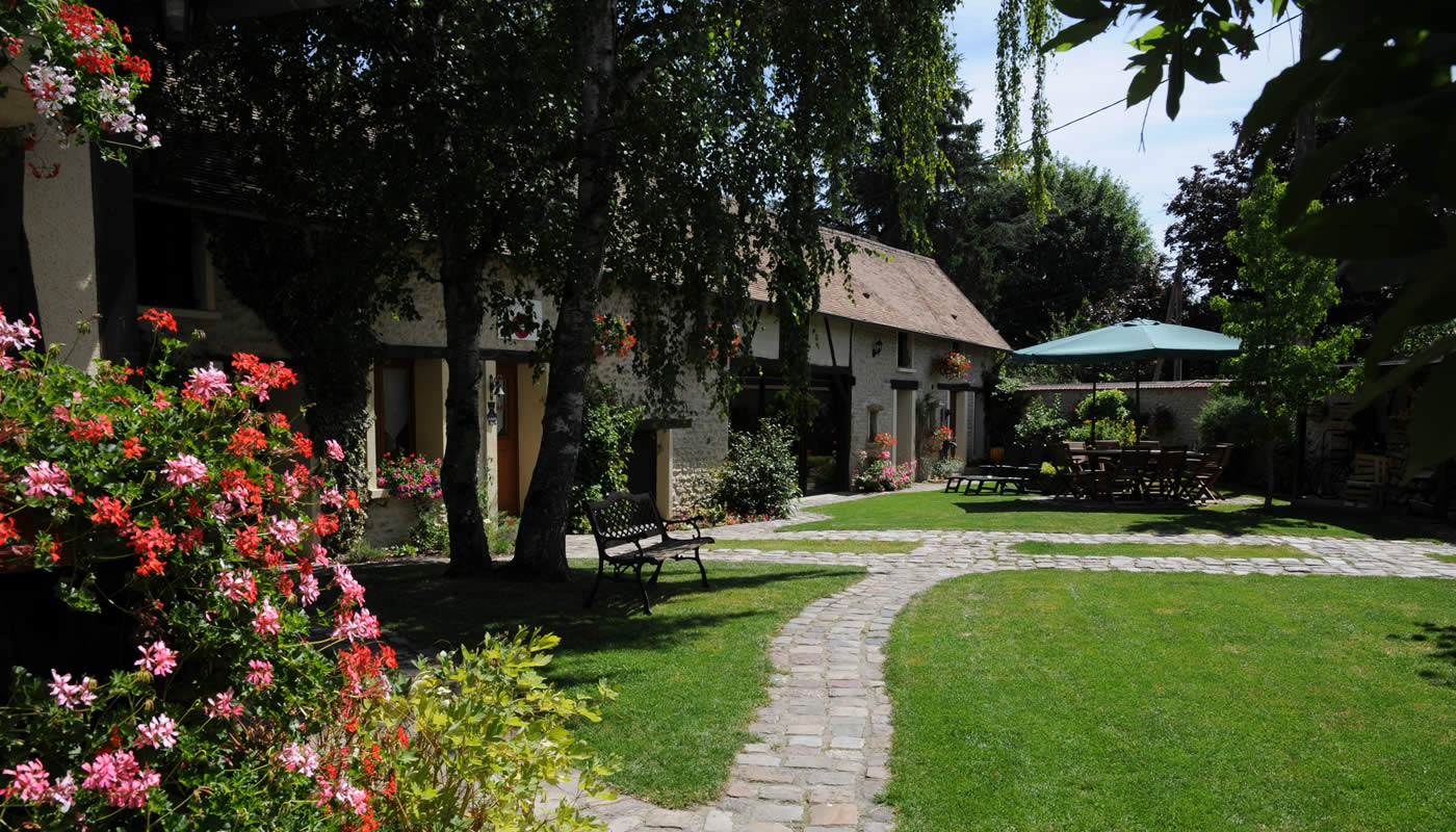 Les Granges Ménillonnes - Housity