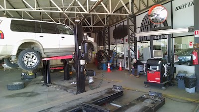 Photos of Automotriz Salfa Sur