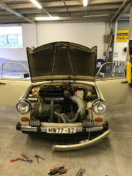 Photo n°4 de RENAULT - Garage St Arnoult Automobiles à Saint-Arnoult-en-Yvelines (Station-service)