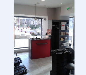 Photo n°8 de Coiffure Scoup à Cusset (Salon de coiffure)