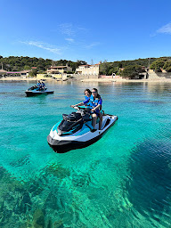 Photo n°32 de Agosta Fun Beach Parachute Ascensionnel Porticcio Agosta Plage- location de jet ski Porticcio Agosta Plage Bouée tractée à Albitreccia (Centre de loisirs)