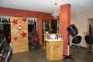 Photo n°3 de Coiffure Harmony à La (Salon de coiffure)