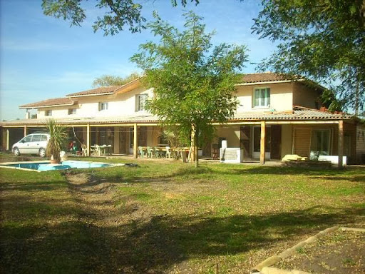 Photo de Maison de retraite/EHPAD/Famille d'accueil agréée à Bussac-Forêt (17210)
