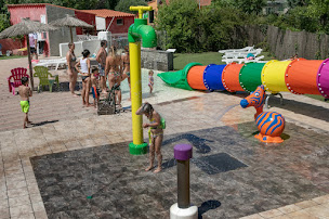 Photo n°27 de Camping Nefiach La Garenne | Camping proche Perpignan à Néfiach (Piscine)