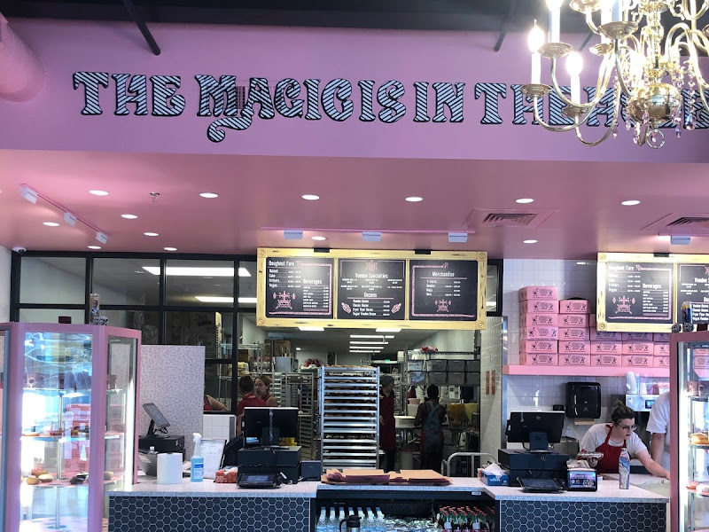 Voodoo Doughnut — photo