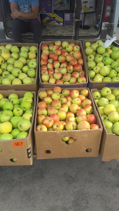 Photos of Piață Angro de fructe și legume