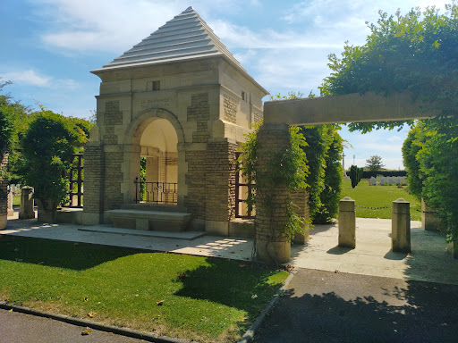 Douvres-la-Délivrande CWGC