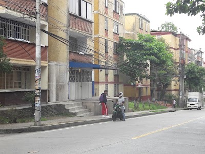 Photos of Polideportivo Bucarica