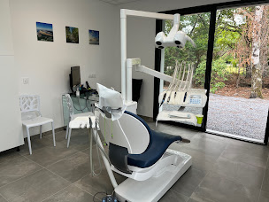 Photo n°2 de Docteur Mongin Lorane à Parentis-en-Born (Dentiste)
