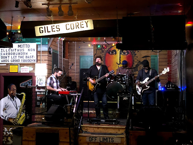 Kingston Mines by null