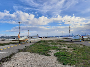 Photo n°5 de Aéroclub Marseille Provence à Marignane (Compagnie aérienne)