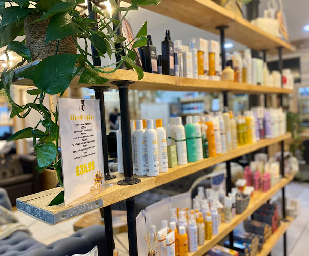Jacks & Buckley - Barber shop