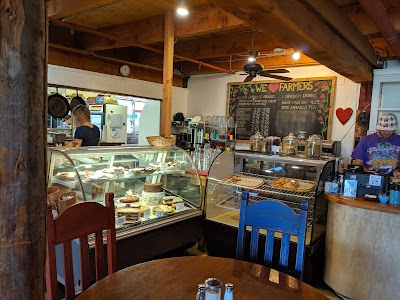 Farmhouse Cafe and Bakery