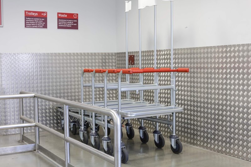 Shurgard Self Storage Kentish Town photo 2