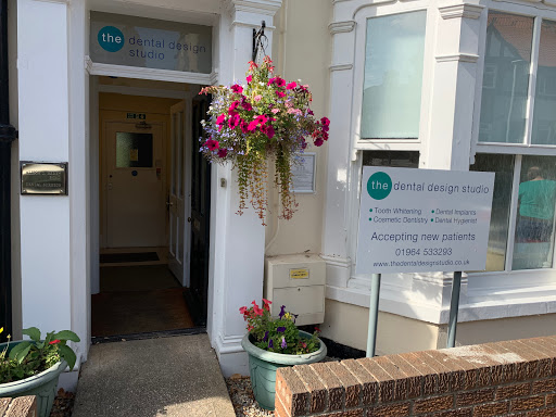 The Dental Design Studio - Cliff Road Logo