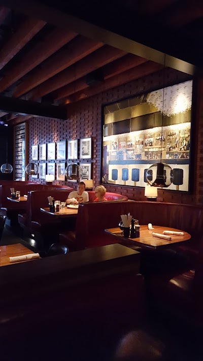 bar